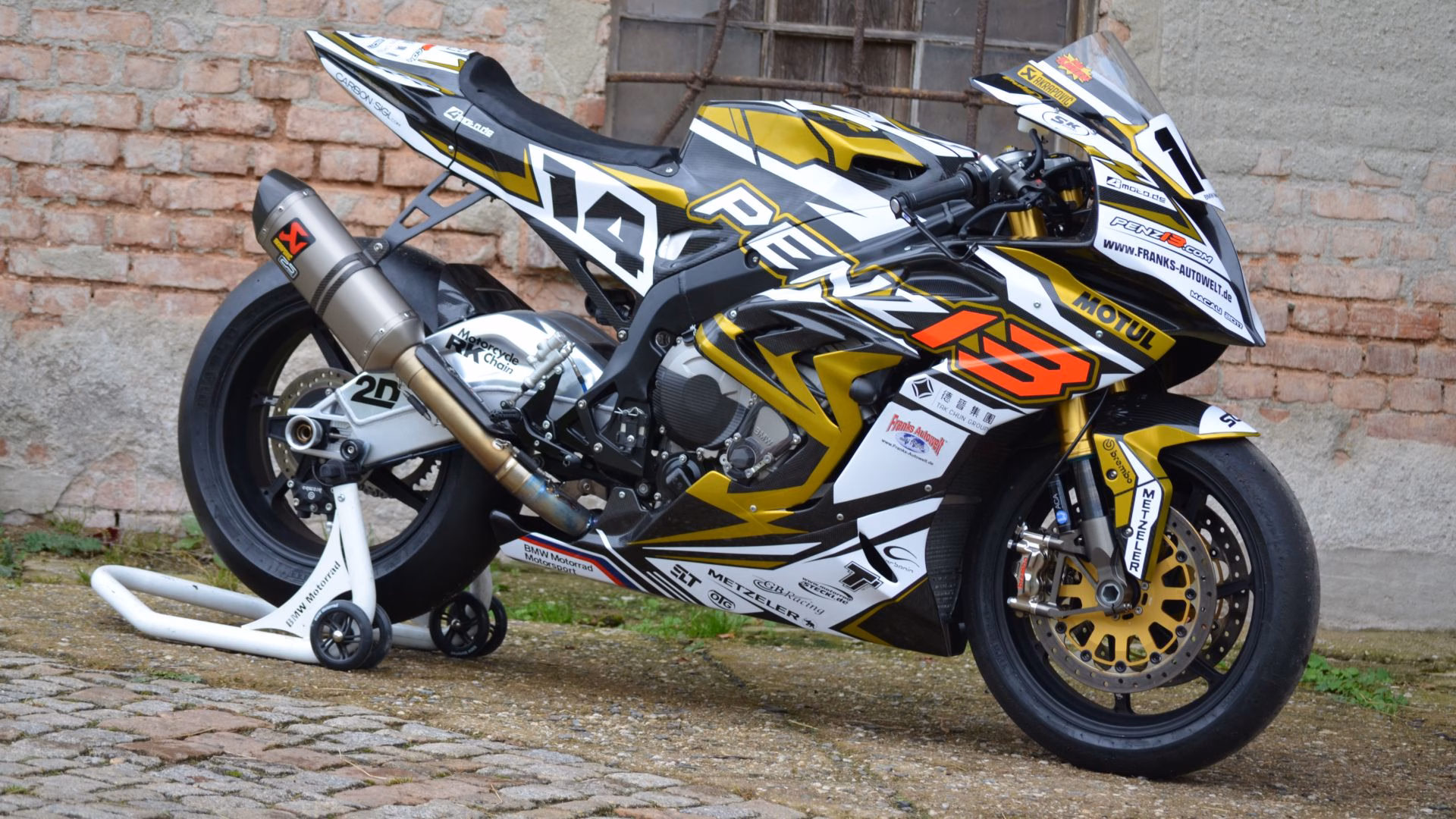 bmw-4moto-design-s1000rr-macau-design-dekor-stickerkit-bikefolierung-penz-wrapping-bikeporn-gold-1