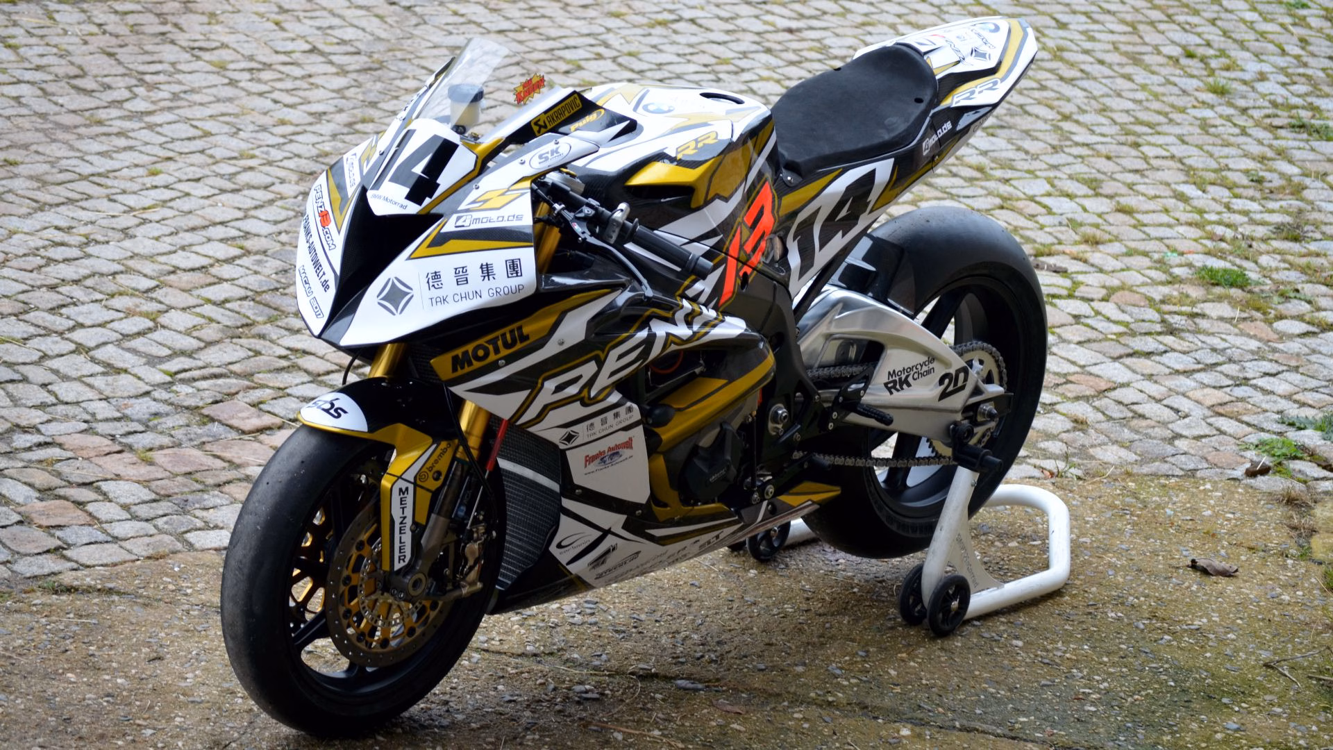 bmw-4moto-design-s1000rr-macau-design-dekor-stickerkit-bikefolierung-penz-wrapping-bikeporn-gold-2