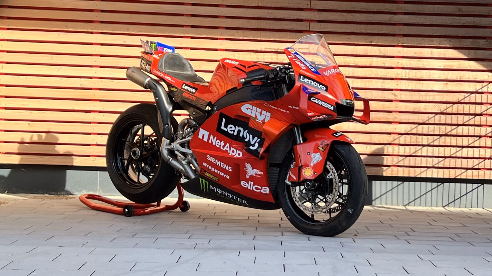 Ducati_Panigale_Motogp_Replica-Fairing-Carbon-Verkleidung_4moto1